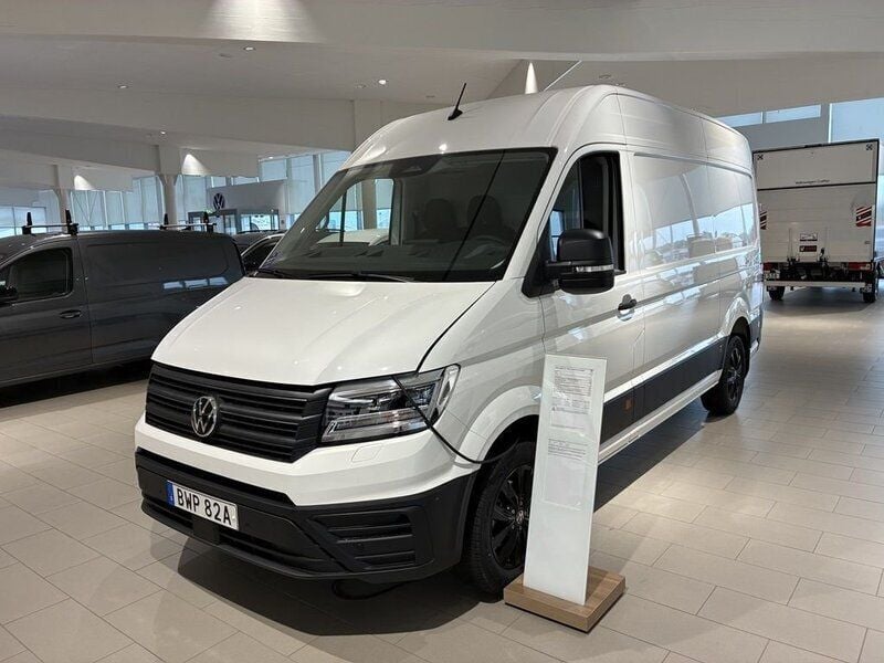 Vit (candyvit) Ny 2025 VW Crafter Van | 756 425 kr (Dyr) - Bild 1/4