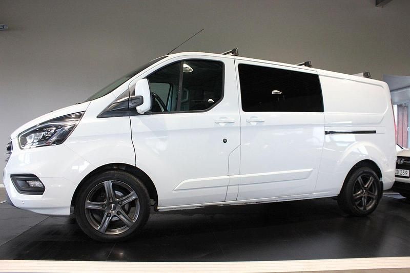 Vit Begagnad 2018 Ford Transit Custom Limited Van | 219 900 kr (Lite dyr) - Bild 1/3