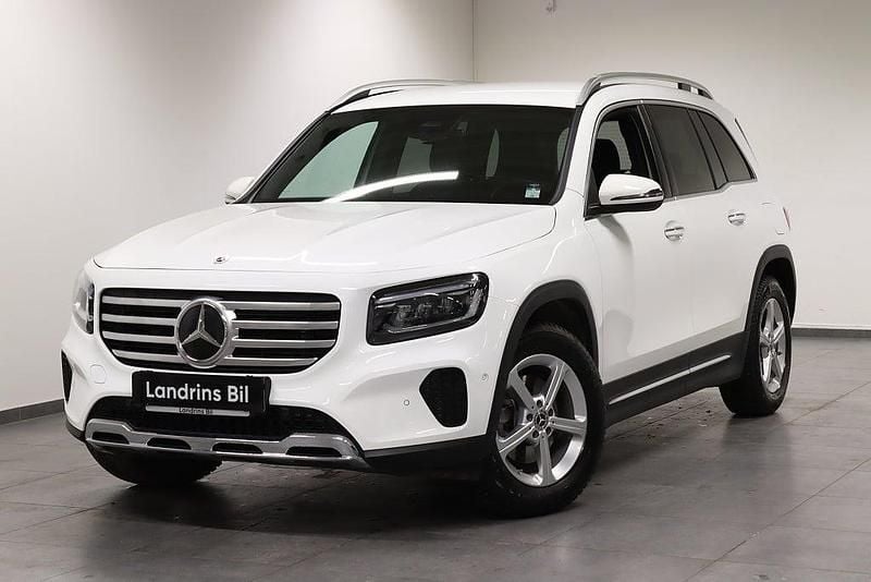 Vit Begagnad 2024 Mercedes GLB200 Advanced Plus SUV | 469 000 kr (Bra pris) - Bild 1/4