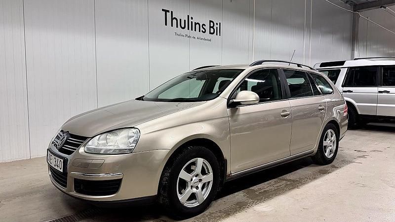 Ljusbrun Begagnad 2008 VW Golf VI Kombi | 19 900 kr (Marknadspris) - Bild 1/4