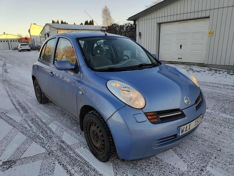 Blå Begagnad 2004 Nissan Micra Halvkombi | 19 900 kr (Marknadspris) - Bild 1/4