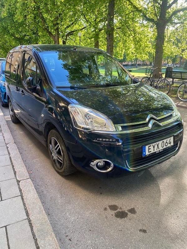 Begagnad 2015 Citroën Berlingo Minibuss | 75 000 kr (Marknadspris) - Bild 1/1