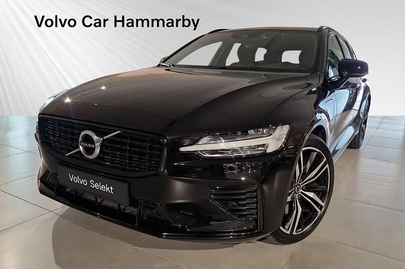 Svart Begagnad 2020 Volvo V60 R-Design Kombi | 388 000 kr (Marknadspris) - Bild 1/3