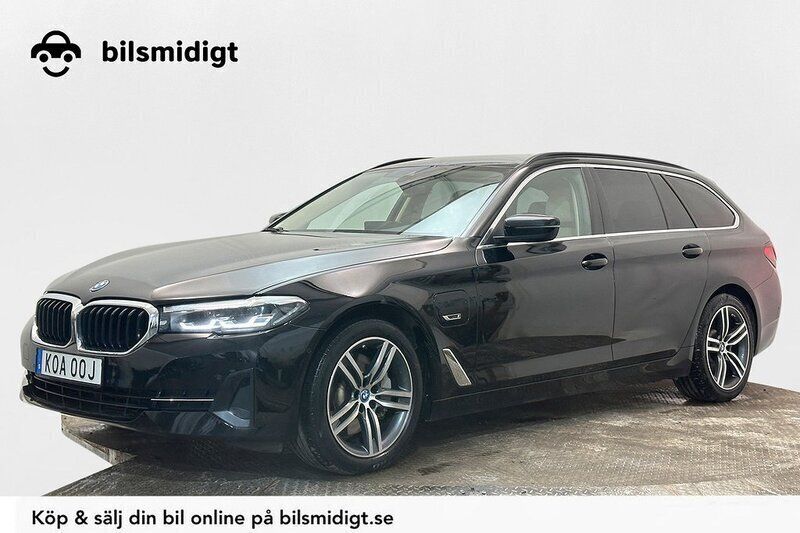 Svart Begagnad 2022 BMW 530e Kombi | 269 900 kr (Superpris) - Bild 1/3