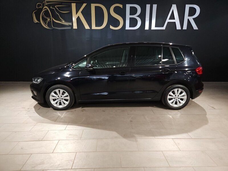 Svart Begagnad 2014 VW Golf VII Halvkombi | 109 900 kr (Lite dyr) - Bild 1/4
