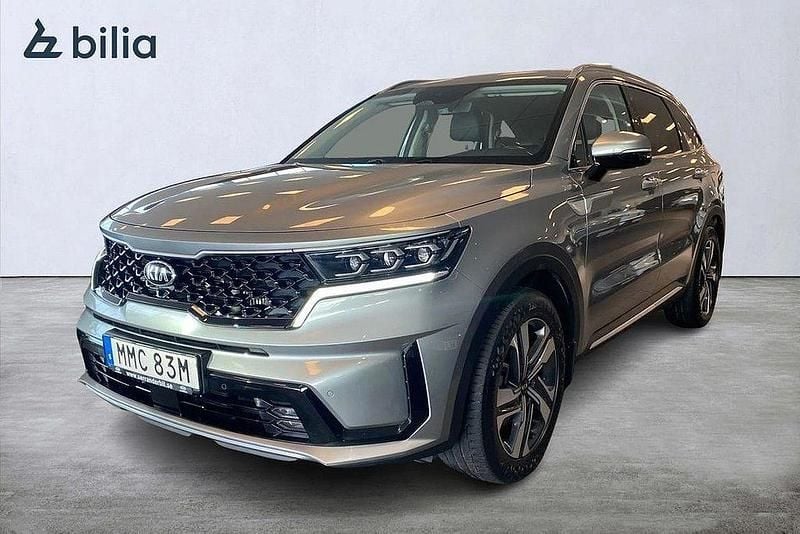 Grå Begagnad 2021 Kia Sorento Advance SUV | 394 900 kr (Bra pris) - Bild 1/3