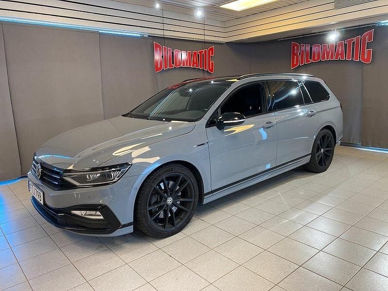 Grå Begagnad 2019 VW Passat GTS Kombi | 329 000 kr - Bild 1/4
