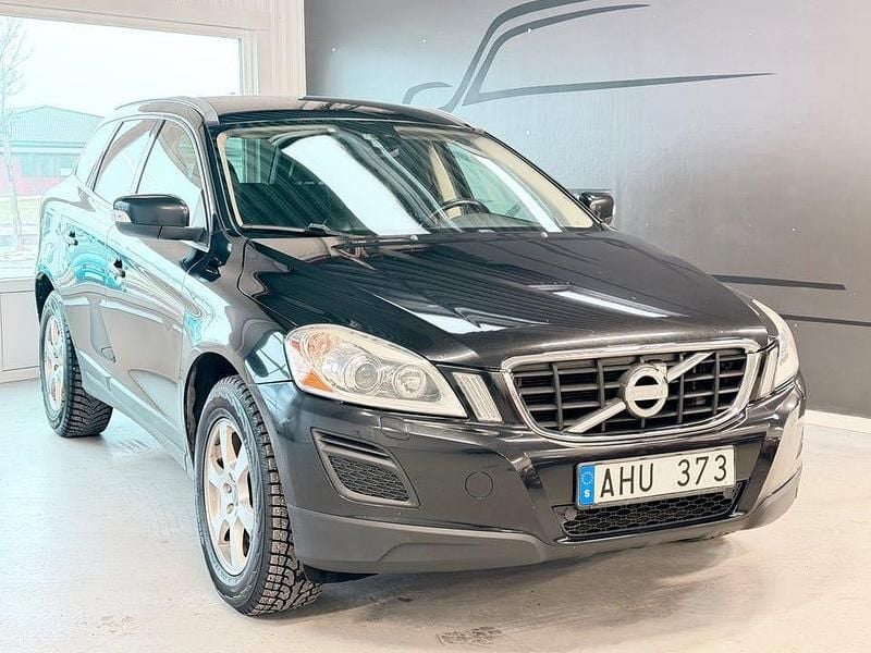 Svart Begagnad 2012 Volvo XC60 Summum SUV | 119 900 kr (Bra pris) - Bild 1/4