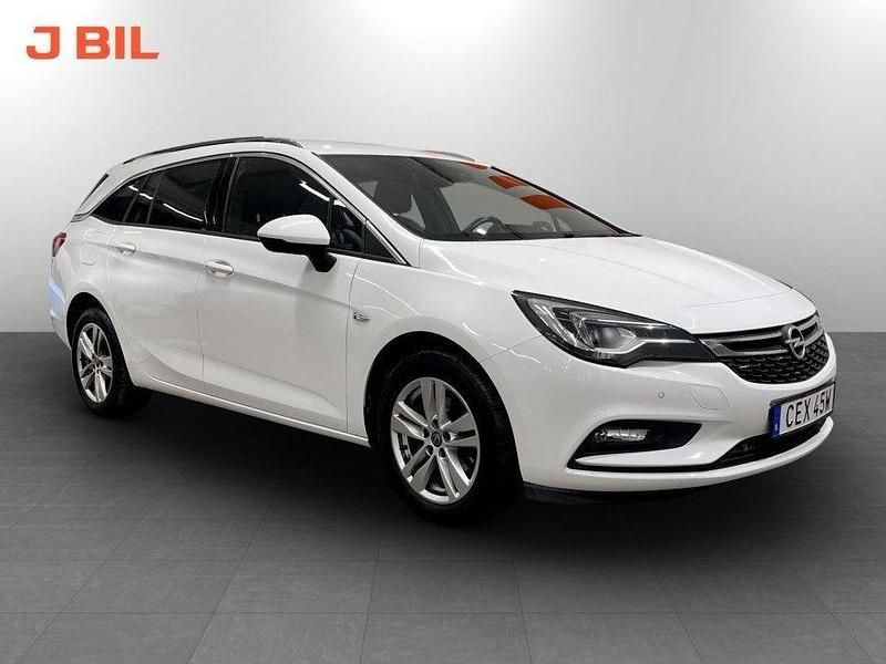 Vit Begagnad 2019 Opel Astra Dynamic Kombi | 164 900 kr (Marknadspris) - Bild 1/4