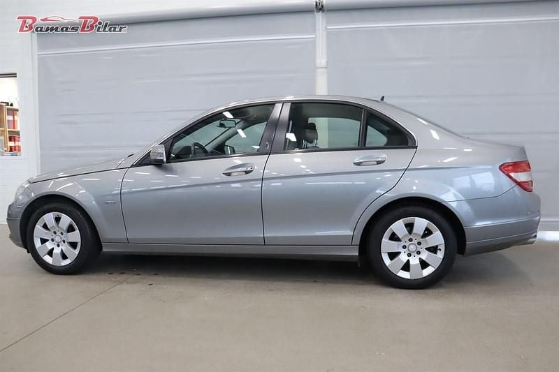 Begagnad Mercedes C180 156 HK (114 kW) 2010 Grå Sedan