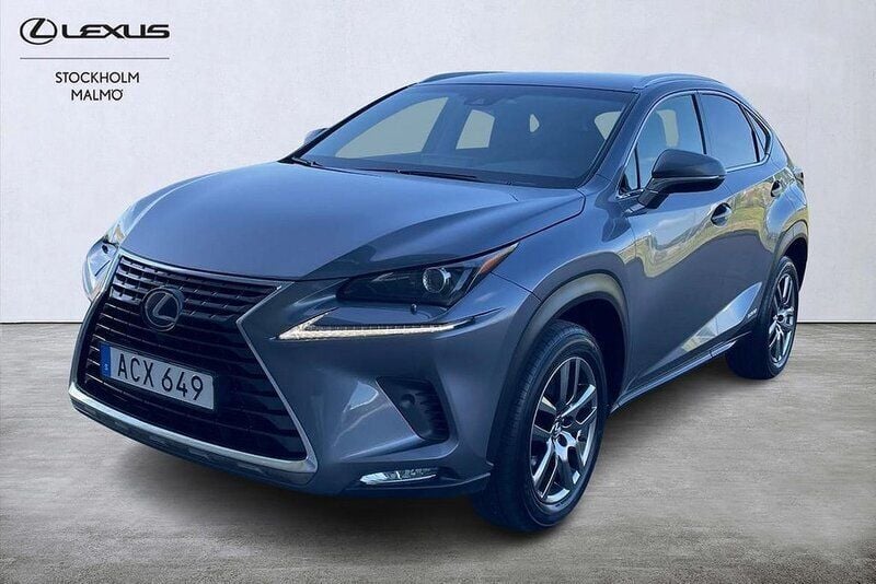 Grå Begagnad 2018 Lexus NX300h Executive Line SUV | 279 000 kr (Lite dyr) - Bild 1/4