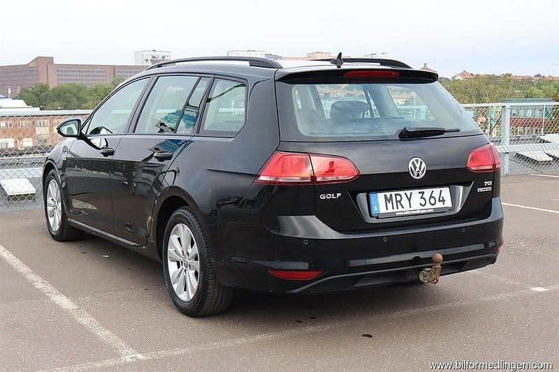 Begagnad VW Golf VII S 110 HK (80 kW) 2015 Svart samma som bilen Kombi