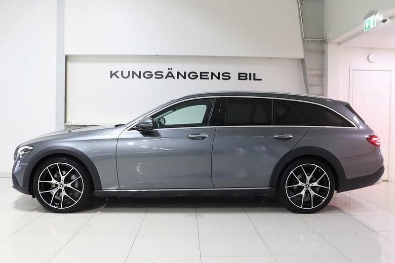 Begagnad Mercedes E220 All-Terrain Avantgarde 200 HK (147 kW) 2022 Grå Kombi