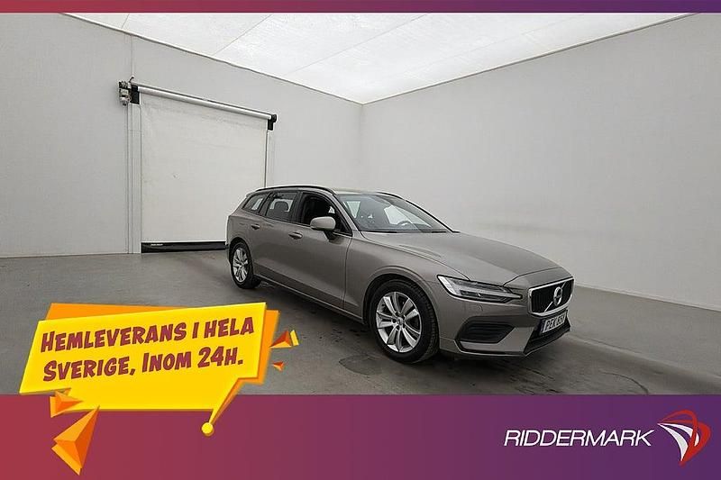 Grå Begagnad 2019 Volvo V60 Momentum Kombi | 224 900 kr (Marknadspris) - Bild 1/3