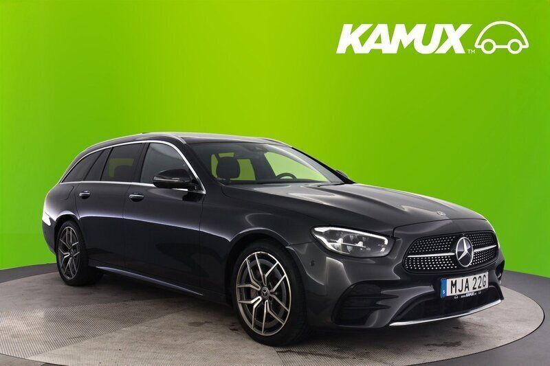 Silver/grå Begagnad 2023 Mercedes E220 AMG Kombi | 509 900 kr - Bild 1/2