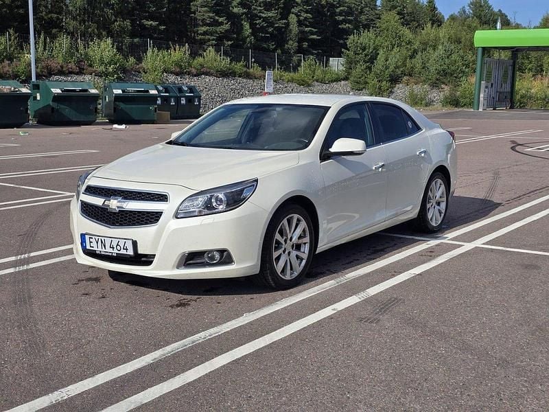 Vit Begagnad 2012 Chevrolet Malibu Sedan | 59 900 kr - Bild 1/4