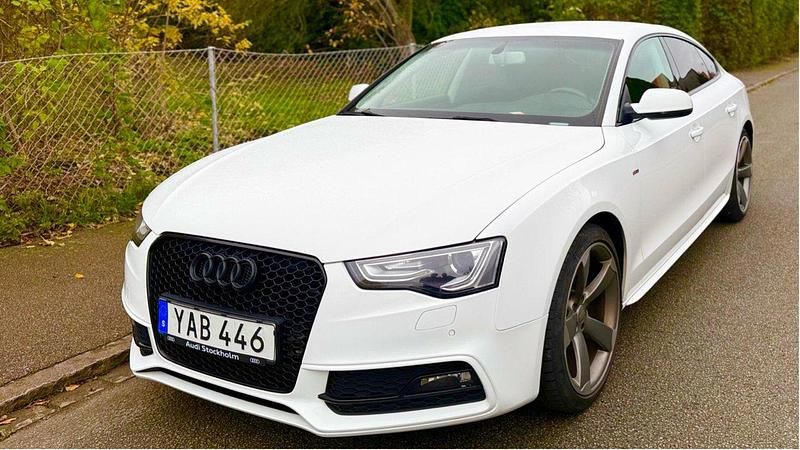 Vit Begagnad 2016 Audi A5 Sportback Sport Halvkombi | 149 000 kr (Bra pris) - Bild 1/4
