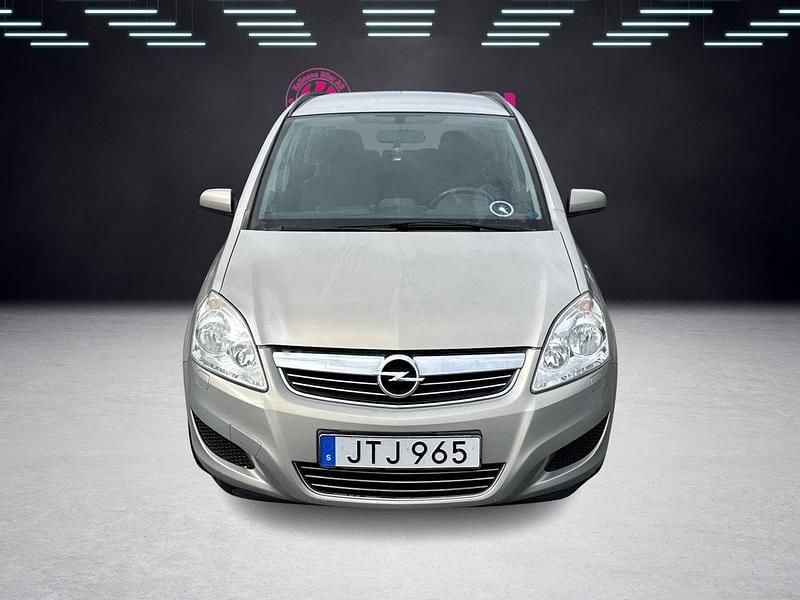 Begagnad Opel Zafira 150 HK (110 kW) 2009 Grå Minibuss