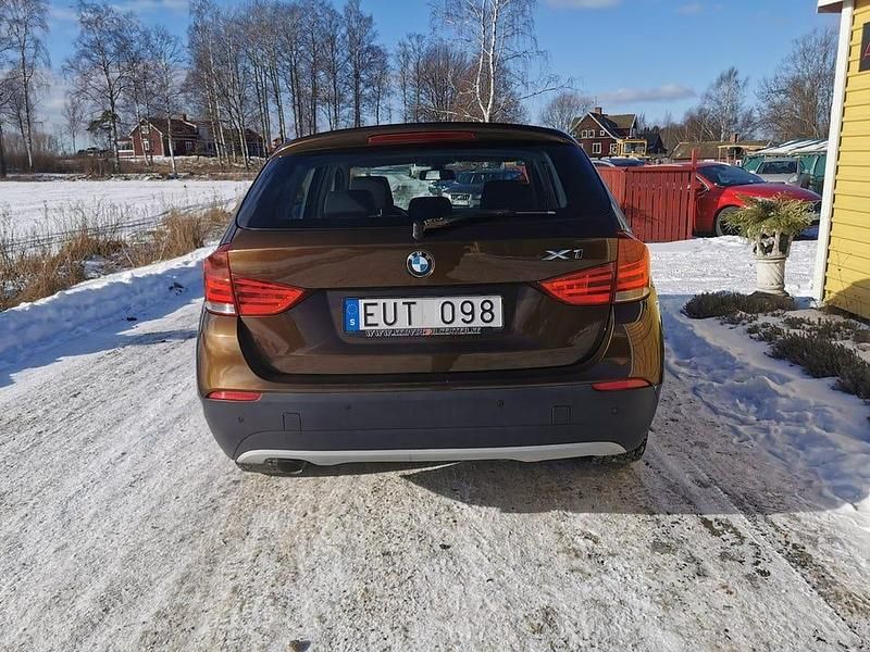 Begagnad BMW X1 177 HK (130 kW) 2011 Brun SUV
