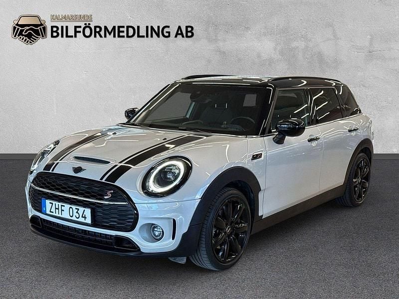 Silver Begagnad 2022 Mini Cooper S Clubman Kombi | 299 800 kr (Marknadspris) - Bild 1/4
