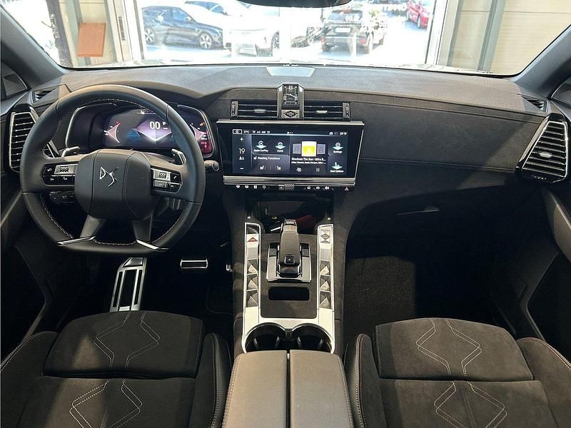 Begagnad DS Automobiles DS7 Crossback 131 HK (96 kW) 2025 Crystal pearl SUV