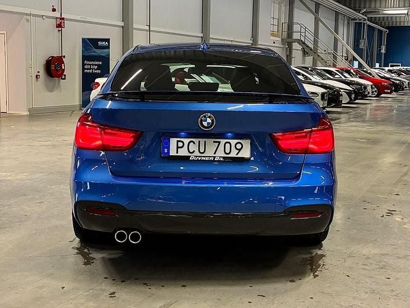Begagnad BMW 330 Gran Turismo M Sport 252 HK (185 kW) 2018 Blå Halvkombi