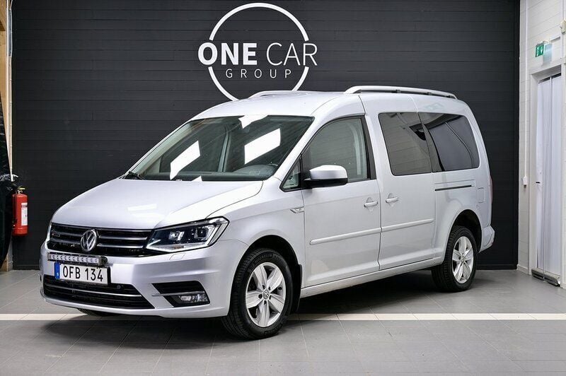 Silver Begagnad 2016 VW Caddy Maxi Life Life Minibuss | 219 700 kr (Marknadspris) - Bild 1/4