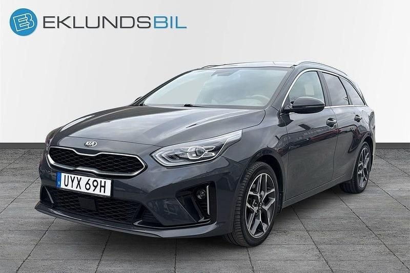 Grå Begagnad 2020 Kia Ceed Sportswagon GT-Line Kombi | 209 900 kr (Marknadspris) - Bild 1/4