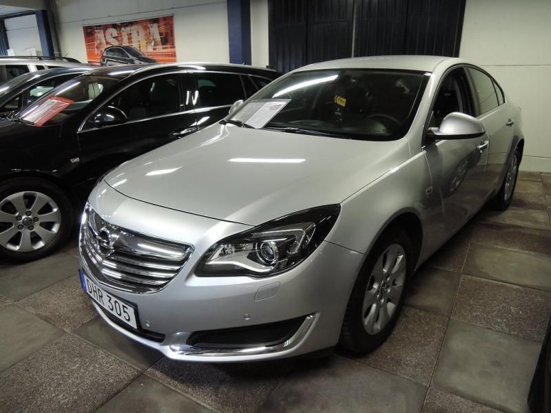 Såld Opel Insignia Limousine HB 20., begagnad 2014, 1 800 mil i Ljungby