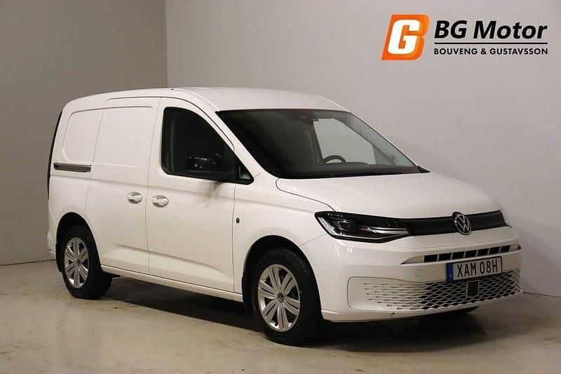 Begagnad VW Caddy 122 HK (89 kW) 2021 Vit Minibuss
