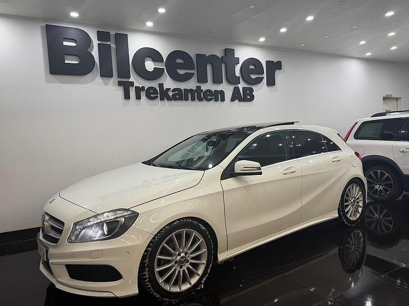 Vit Begagnad 2012 Mercedes A180 AMG line Halvkombi | 109 900 kr (Dyr) - Bild 1/4
