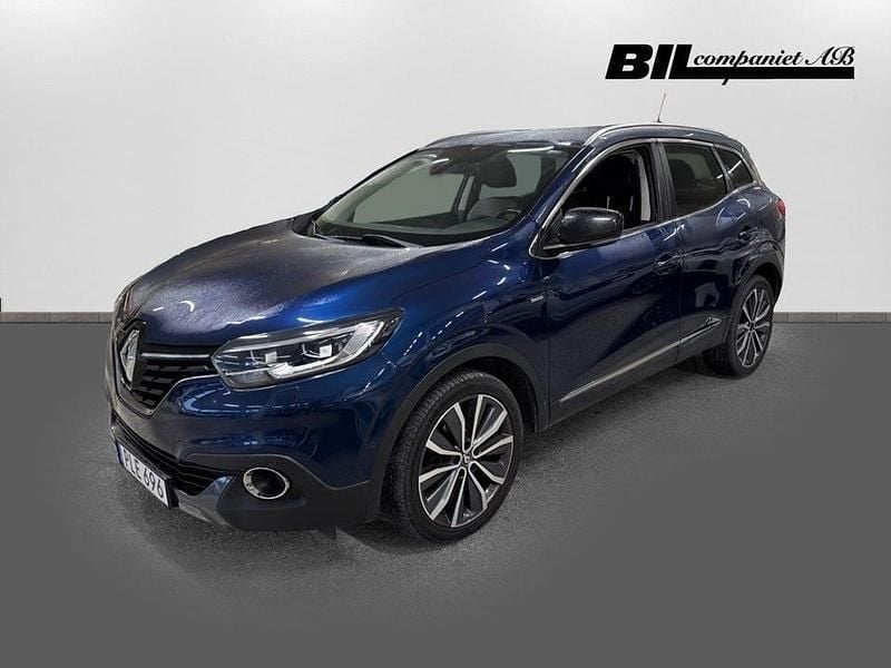 Blå Begagnad 2017 Renault Kadjar SUV | 119 000 kr (Marknadspris) - Bild 1/4