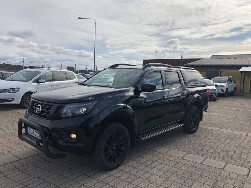 Begagnad 2021 Nissan Navara Tekna Pickup | 3 495 kr - Bild 1/4