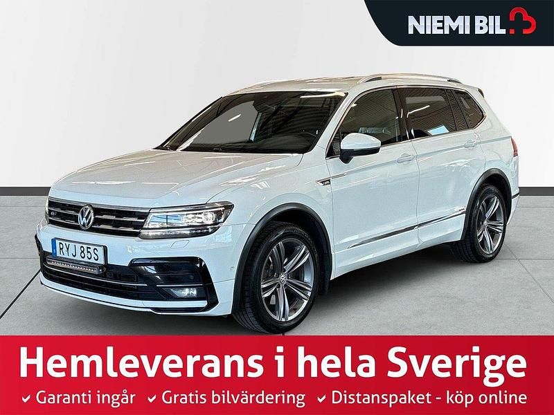 Vit Begagnad 2020 VW Tiguan Allspace R-line SUV | 239 900 kr (Marknadspris) - Bild 1/3