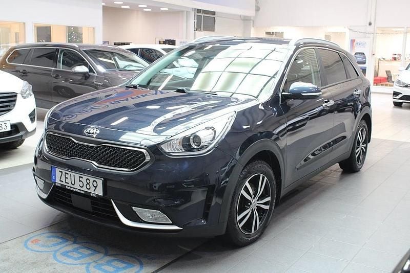 Begagnad Kia Niro Advance 141 HK (103 kW) 2017 Blå SUV
