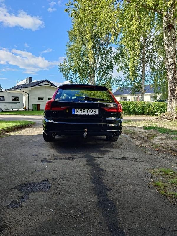 Begagnad Volvo V90 150 HK (110 kW) 2017 Kombi