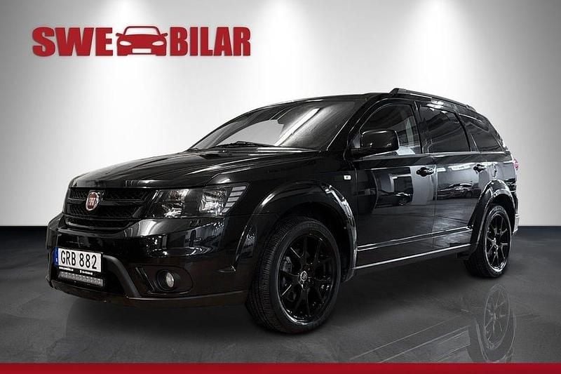 Svart Begagnad 2015 Fiat Freemont Sport SUV | 129 900 kr (Marknadspris) - Bild 1/4