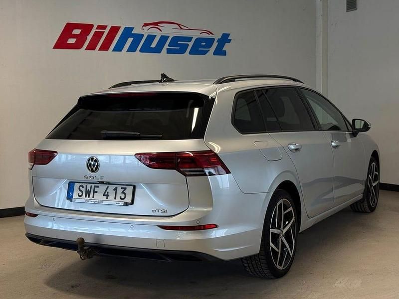Begagnad VW Golf VIII 131 HK (96 kW) 2022 Silver Kombi