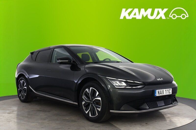 Silver/grå Begagnad 2022 Kia EV6 3 SUV | 368 700 kr (Marknadspris) - Bild 1/4