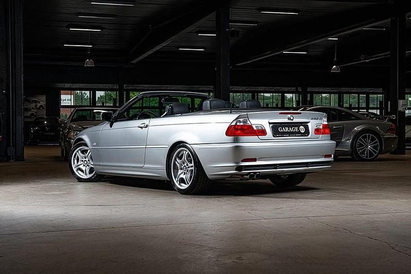 Begagnad BMW 330 Cabriolet 232 HK (170 kW) 2002 Cab