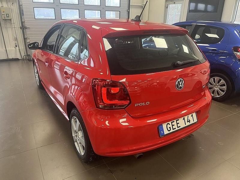 Begagnad VW Polo 86 HK (63 kW) 2014 Röd Halvkombi