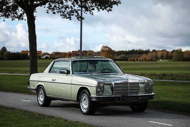 Begagnad Mercedes 280 185 HK (136 kW) 1974 Ljusgrön Sportkupé