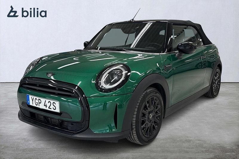 Grön Begagnad 2022 Mini Cooper Cabriolet Essential Cab | 269 900 kr (Marknadspris) - Bild 1/4