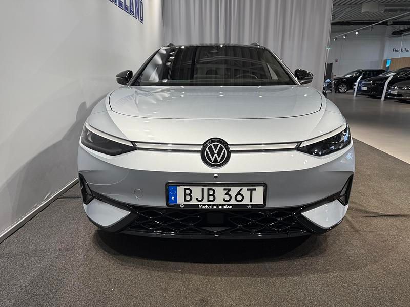 Begagnad VW ID.7 GTX 250 kW (340 HK) 2025 Silver Kombi