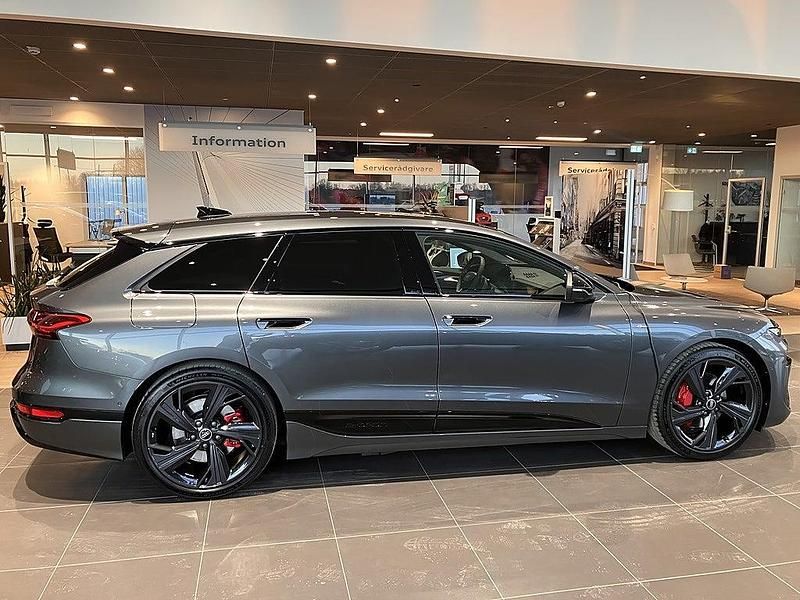 Ny Audi A6 e-tron Design 339 kW (462 HK) 2025 Grå Kombi