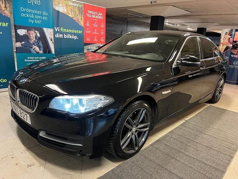 Begagnad 2015 BMW 520 Sedan | 100 000 kr (Bra pris) - Bild 1/4