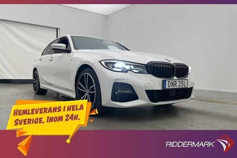 Vit Begagnad 2021 BMW 330 M Sport Sedan | 309 800 kr (Dyr) - Bild 1/3