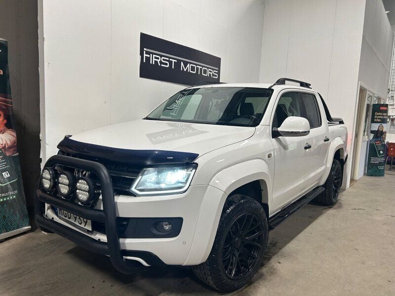 Vit Begagnad 2016 VW Amarok Canyon Pickup | 169 900 kr (Marknadspris) - Bild 1/4