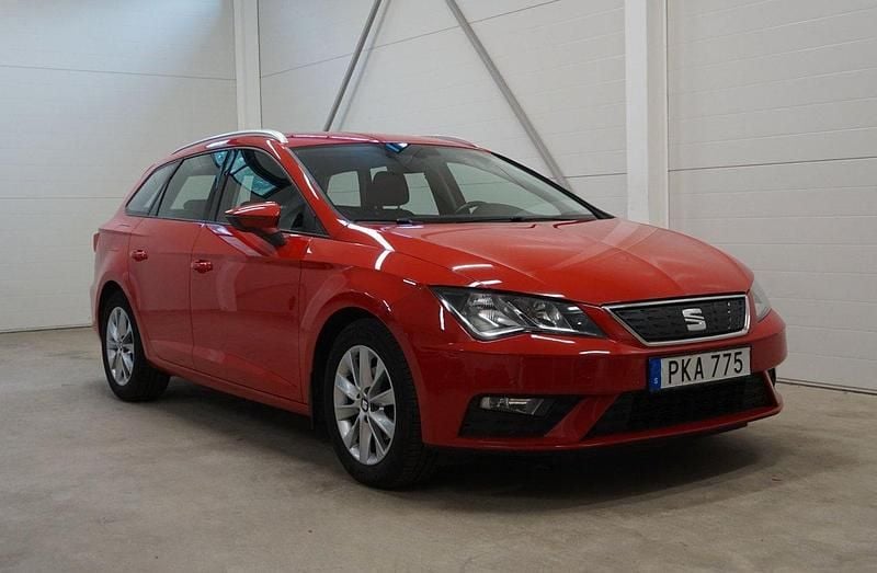 Röd Begagnad 2017 Seat Leon ST Kombi | 144 900 kr (Bra pris) - Bild 1/4