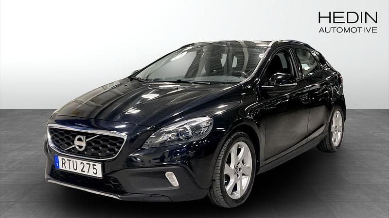 Begagnad 2014 Volvo V40 CC Momentum Kombi | 145 000 kr (Marknadspris) - Bild 1/4